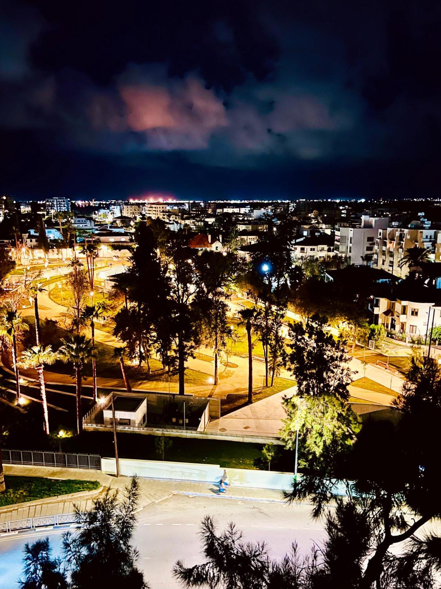 Nicolas 1 لارنكا المظهر الخارجي الصورة